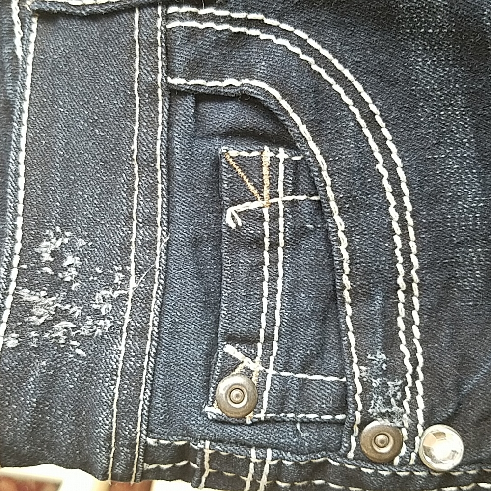 Jeans - Picture 2 of 6